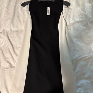 Alice + Olivia Black & White Sleeveless A-Line Midi Dress
